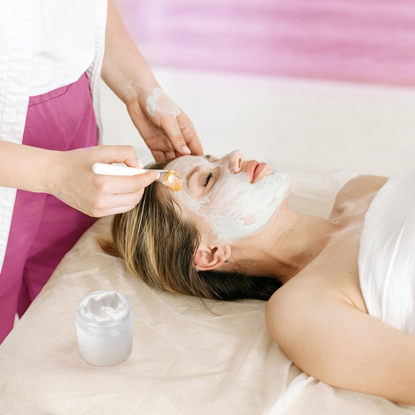 36 Pack 2 OZ Plastic Jars with Lids, BPA Free, Reusable, Refillable Transparent Cosmetic Containers for Bath Salts, Cosmetics, Powders, Beauty Product and Small Accessories - White