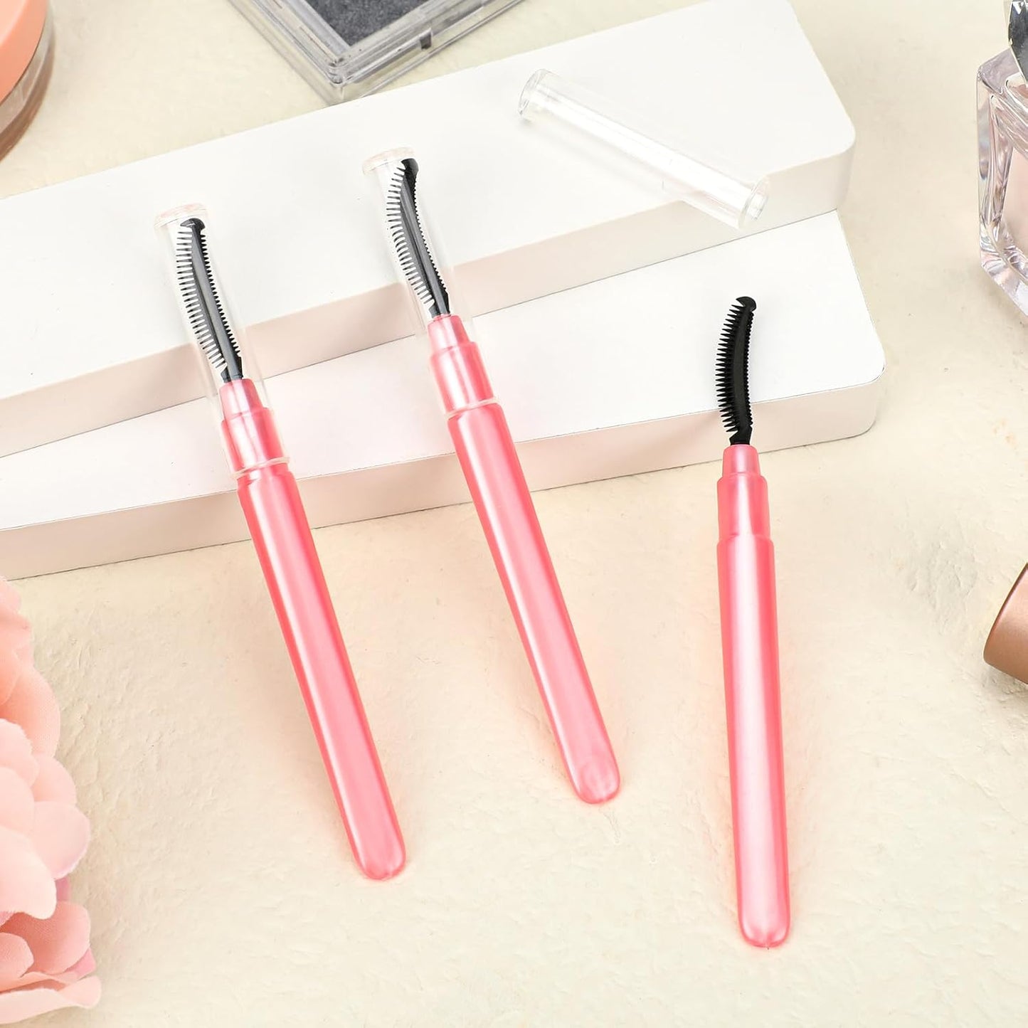 3 Pcs Silicone Lash Definer with Dust Lid Eyelash Comb Mascara Separator Brow Grooming Brush (Pink)