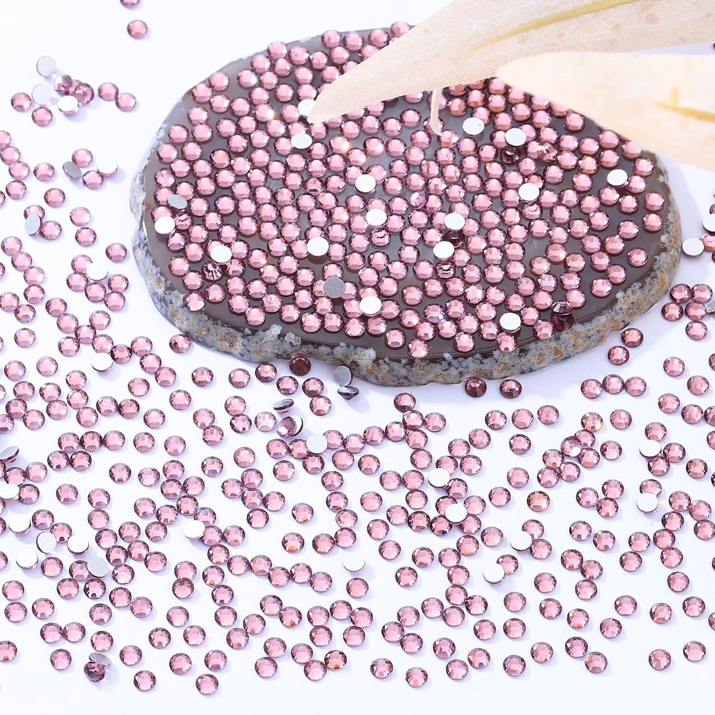 Light Amethyst Flatback Rhinestones, Glass Rhinestones for Nail Art and Craft, Glue Fix, Loose Crystal Gemstones(Lt.Amethyst, SS6, 2880pcs, 1.9-2.0mm)